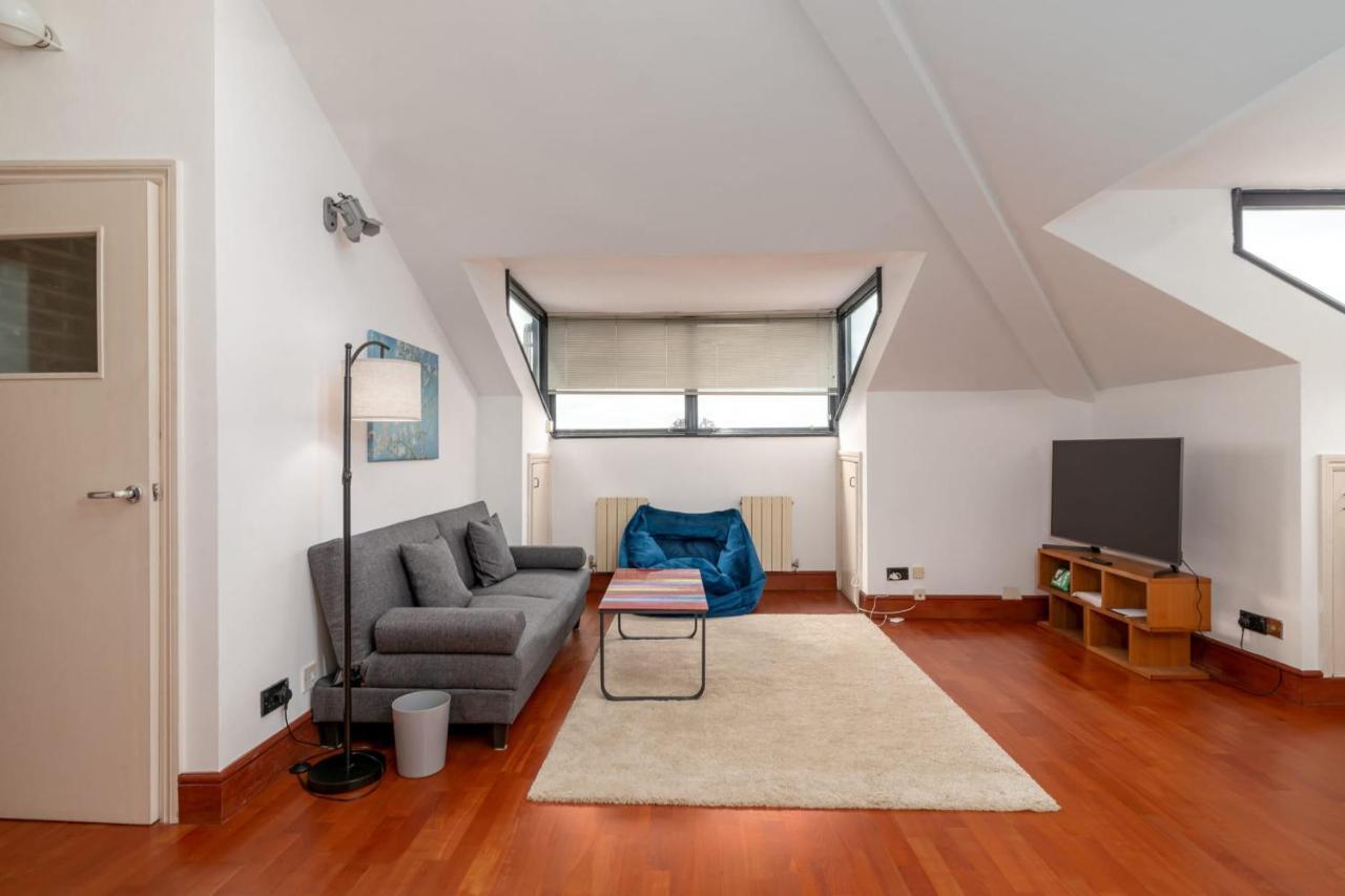 Guestready - Sunny Top Floor Flat With Views Londres Exterior foto